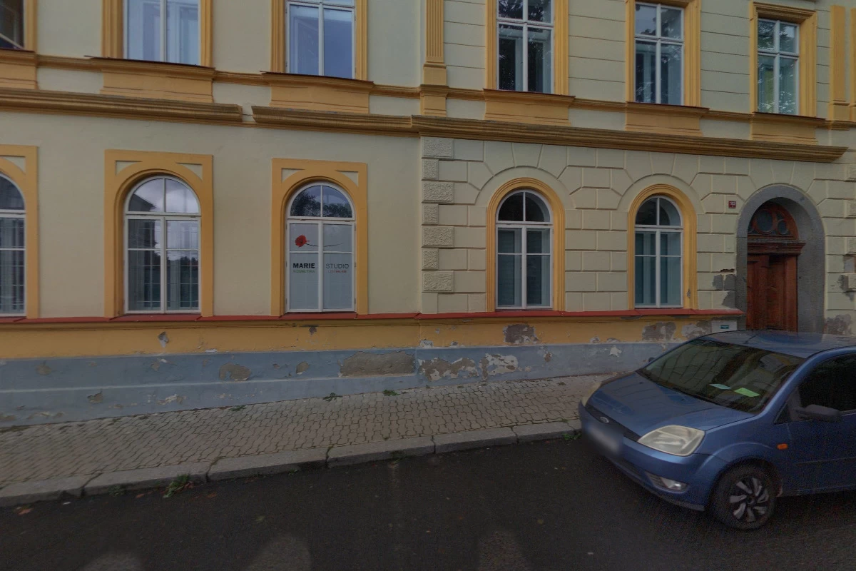 Masáže - Lenka Vtípilová