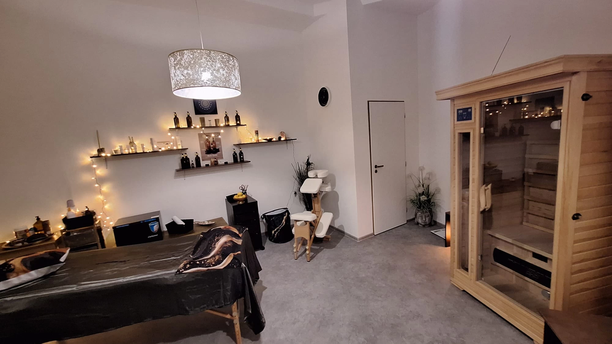 Studio za Zrcadlem - Relaxační masáže - obrázek 2