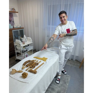 Masér Tomáš Pavlů