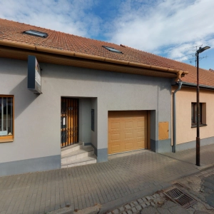 Salon Sun Beauty - Hana Olscher