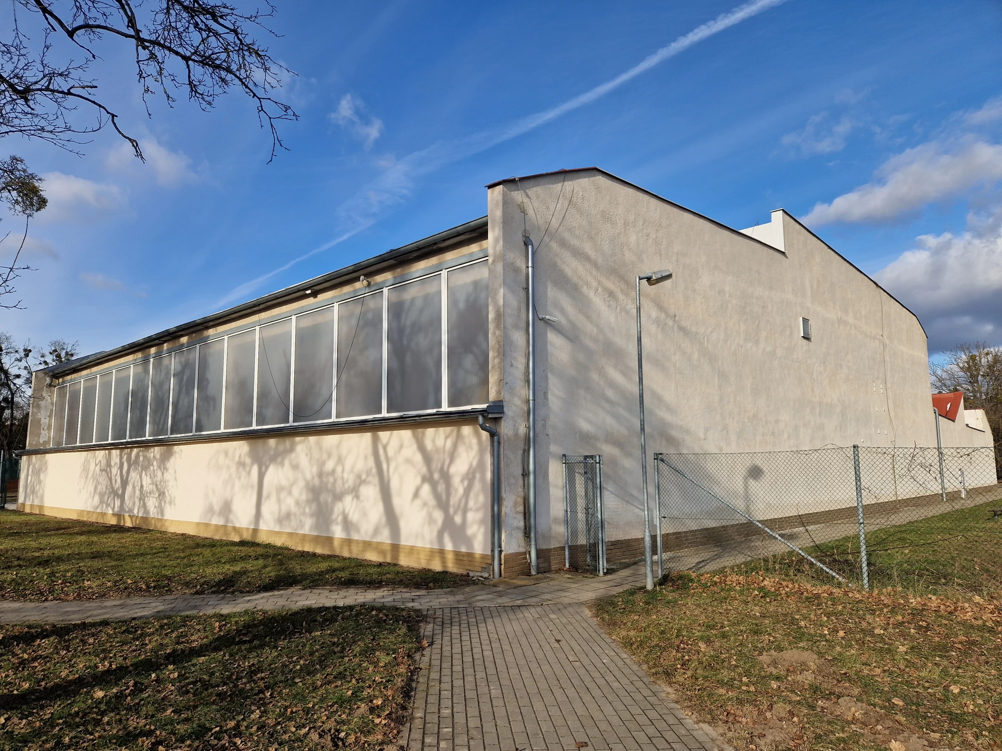 Sportovní hala Lednice - obrázek 2