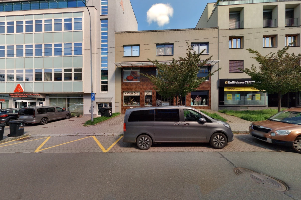 Mgr. Michala Doleželová - obrázek 2