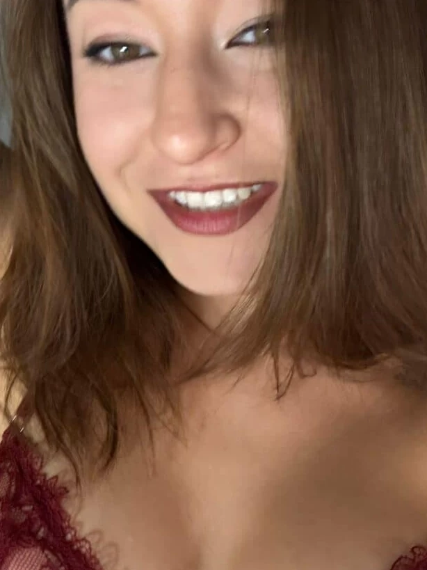 Suzi - erotické masáže fotka 2