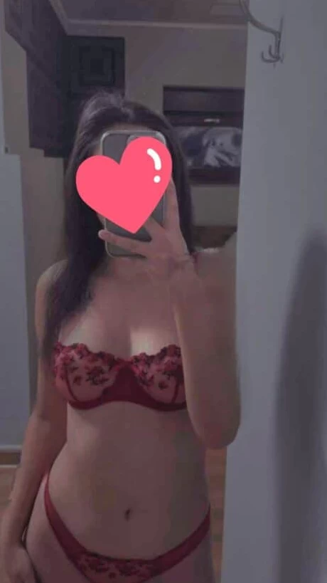 Dominika - erotické masáže fotka 3